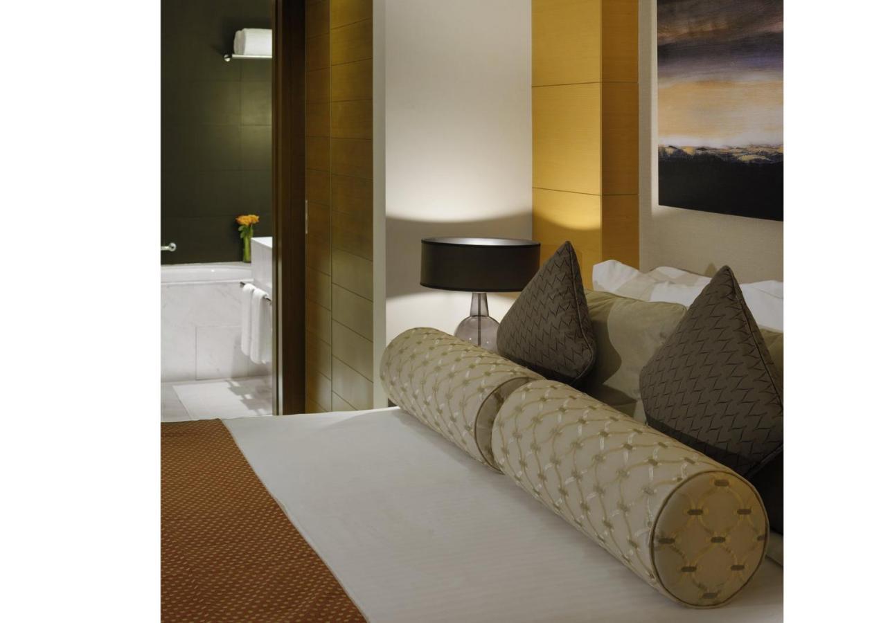 Address Dubai Mall Apartments By Qstay מראה חיצוני תמונה